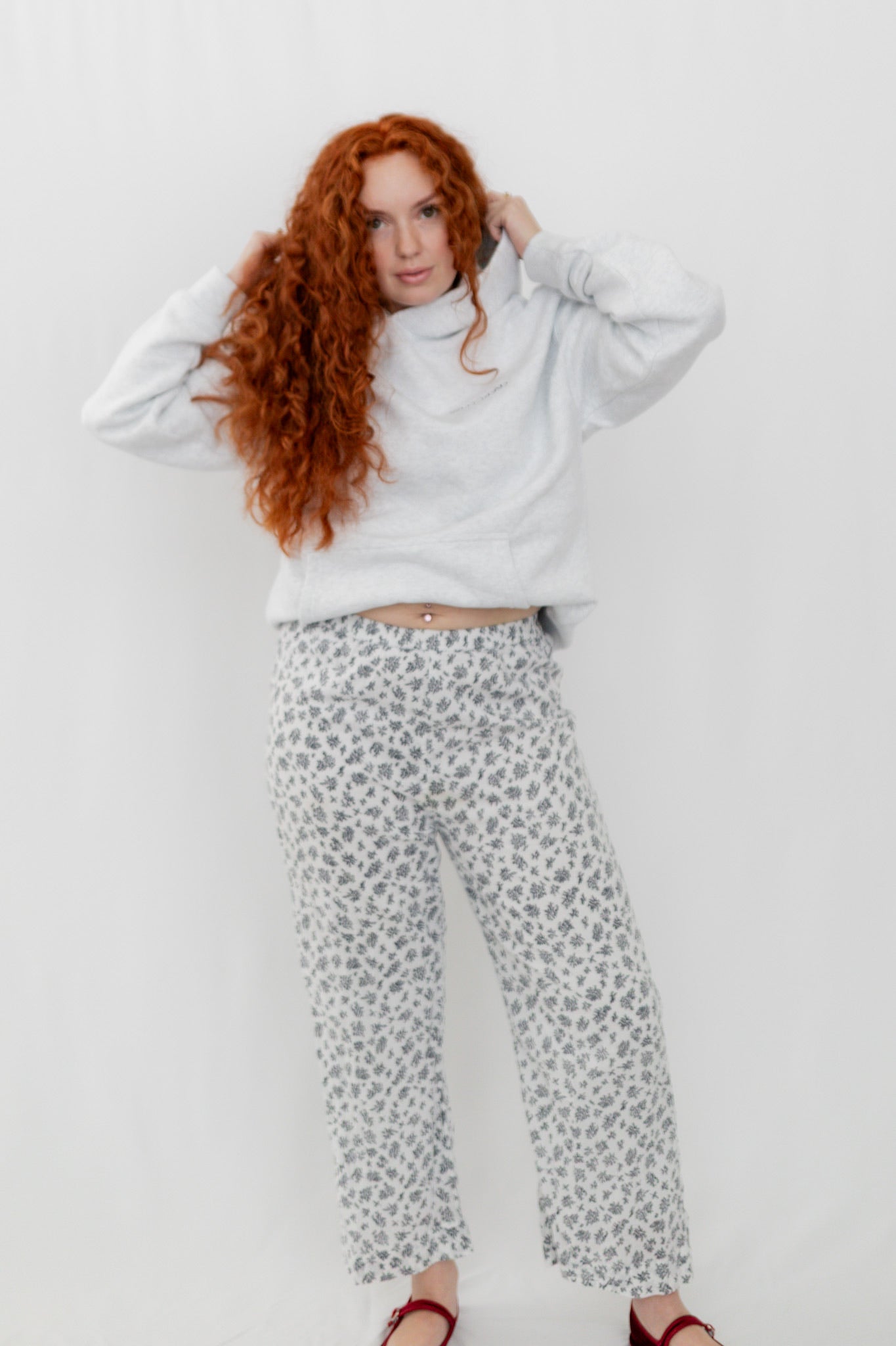 Well Read Hoodie - Light Gray